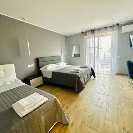Aqua B&B - Rooms And Apartments Milazzo Exteriér fotografie
