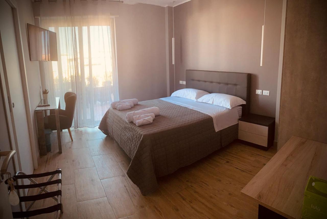 Aqua B&B - Rooms And Apartments Milazzo Exteriér fotografie